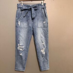 VERVET Los Angeles Women 30 Belted Mom Jeans Distressed Cotton VT 621 Light Blue